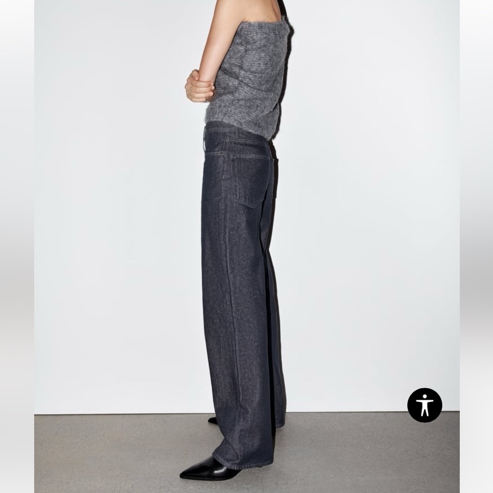 Zara Wide Leg Jeans size 6 NWOT